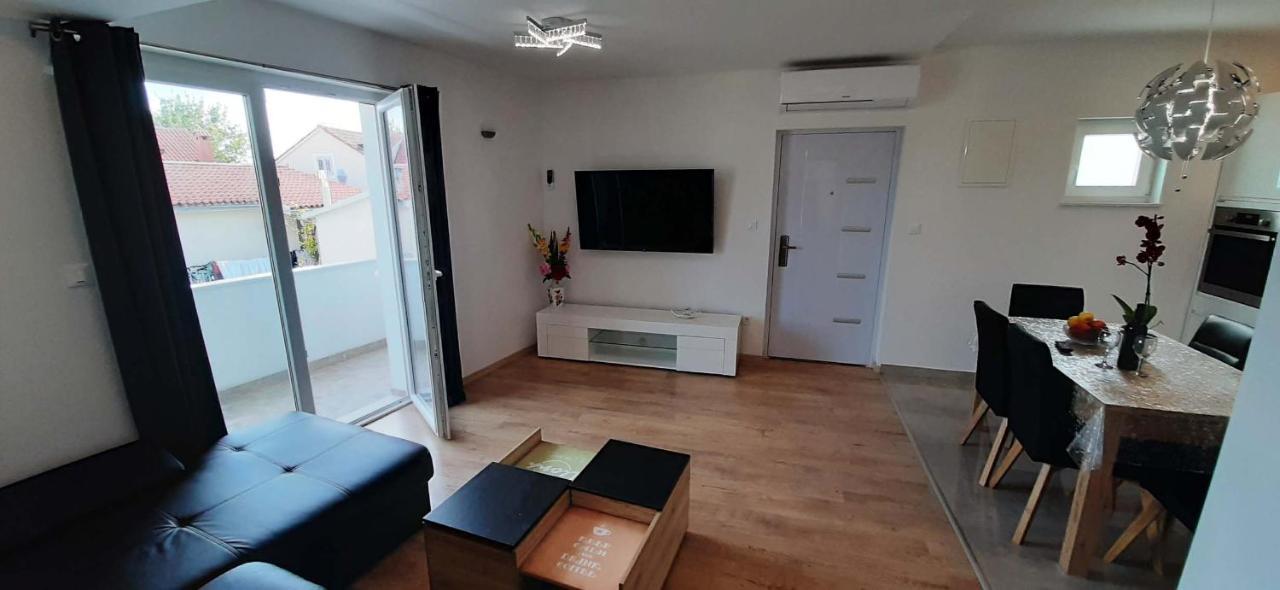 Penthaus Apartment N&M Baška Voda Exterior foto